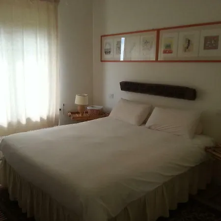 Oda ve Kahvaltı Alta